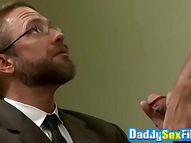 Buff hunk seduces y. dude into analramming him rough