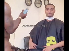 Erotic Barber / Putaria na Barbearia