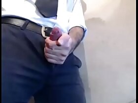 Gozando na punheta de social