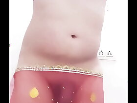 Desi Hijra Nangi Dance - Tu Qamar pakad ke kheeche Haaye Daiya Pairon Ke Neeche