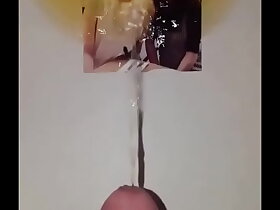 piss tribute on asian teen Yasmeen