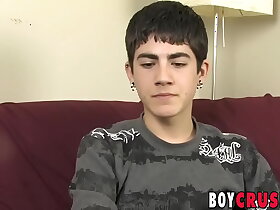 Interviewed twink Rad Matthews cums after an interview