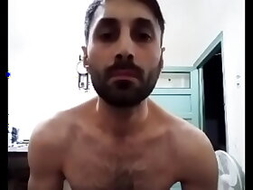 Arabe se masturba en videollamada